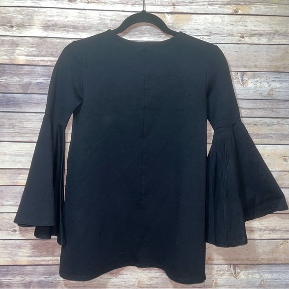 Copper Key Tops - ⭐️ Vintage Copper Key Bell Fan Sleeved Top Size Medium Black Stretch D3